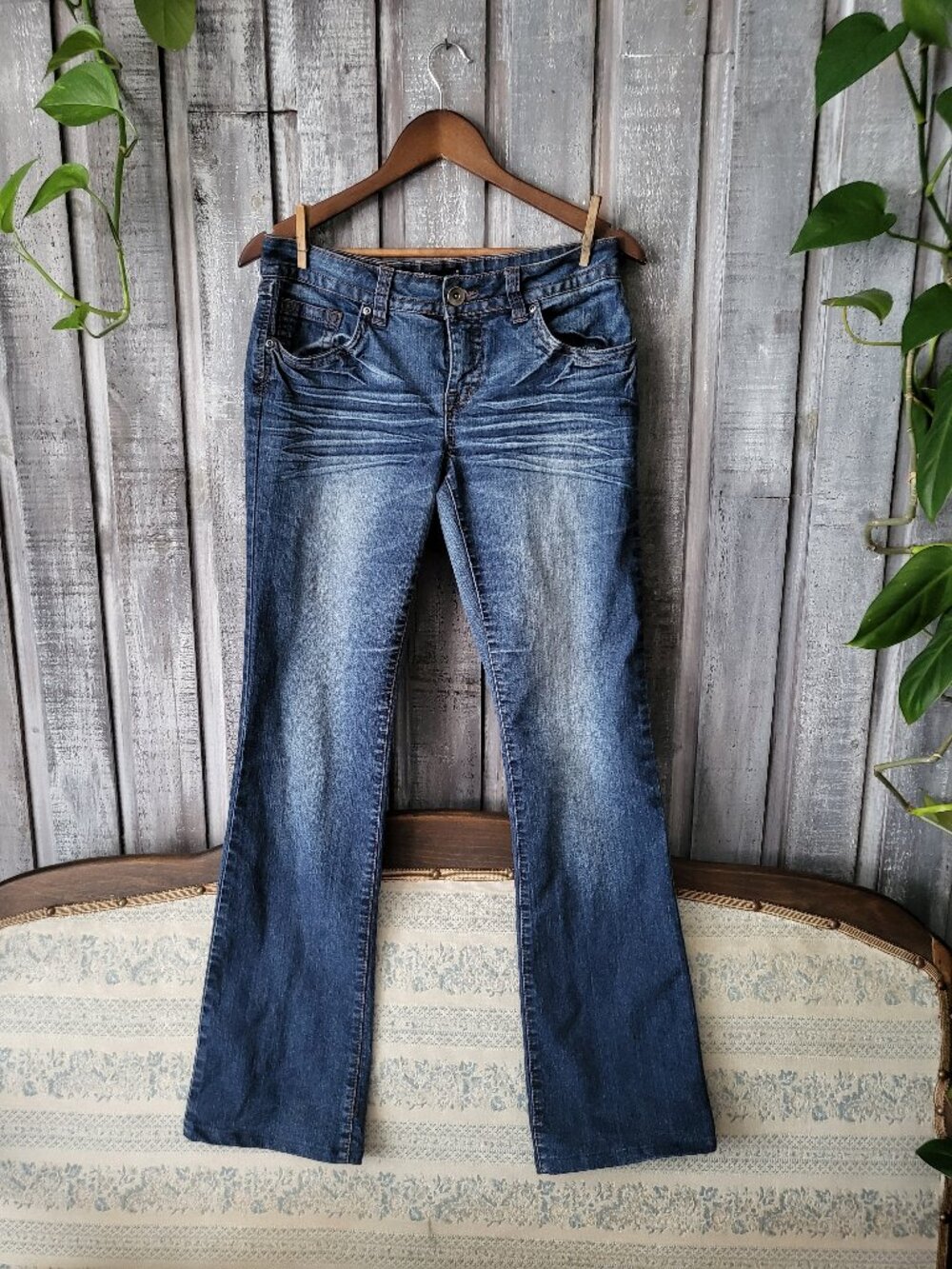 TOYO Vintage 2000s Low Rise Bootcut Jeans Y2K Whisker Fade Denim 11